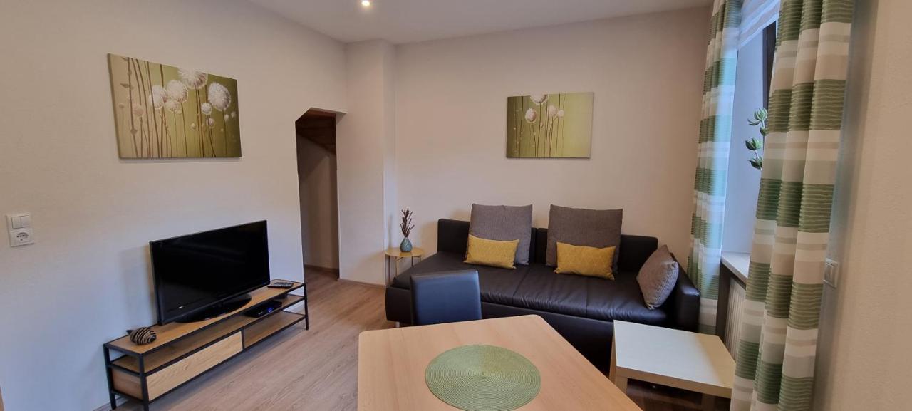 Pension / Ferienwohnungen Scheid Kestert Extérieur photo