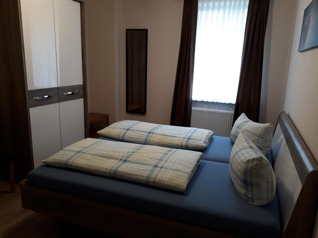 Pension / Ferienwohnungen Scheid Kestert Extérieur photo